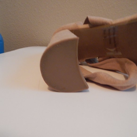 Wild diva Lounge size 8 platform heel - Picture 4 of 5